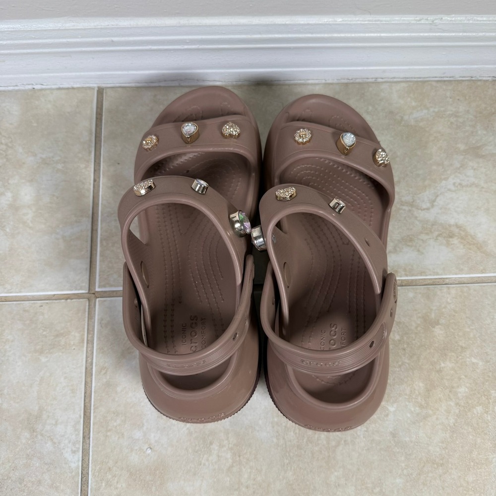 Crocs Mega Crush Sandal Womens 6 Brown Platform Rhinestone Heart Jibbitz 207989 - Picture 6 of 8
